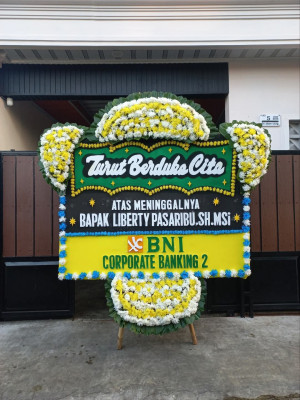 Papan Bunga Duka di Pujut