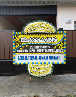 Papan Bunga Duka di Pujut