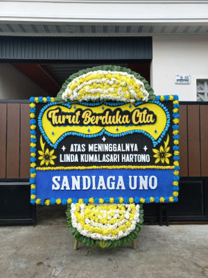 Papan Bunga Duka di Pujut
