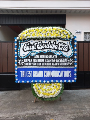 Papan Bunga Duka di Pujut